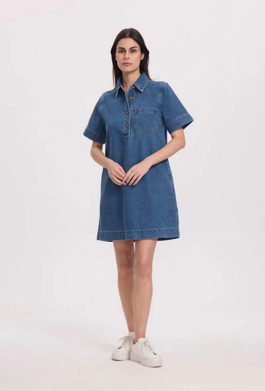 Robe Eva